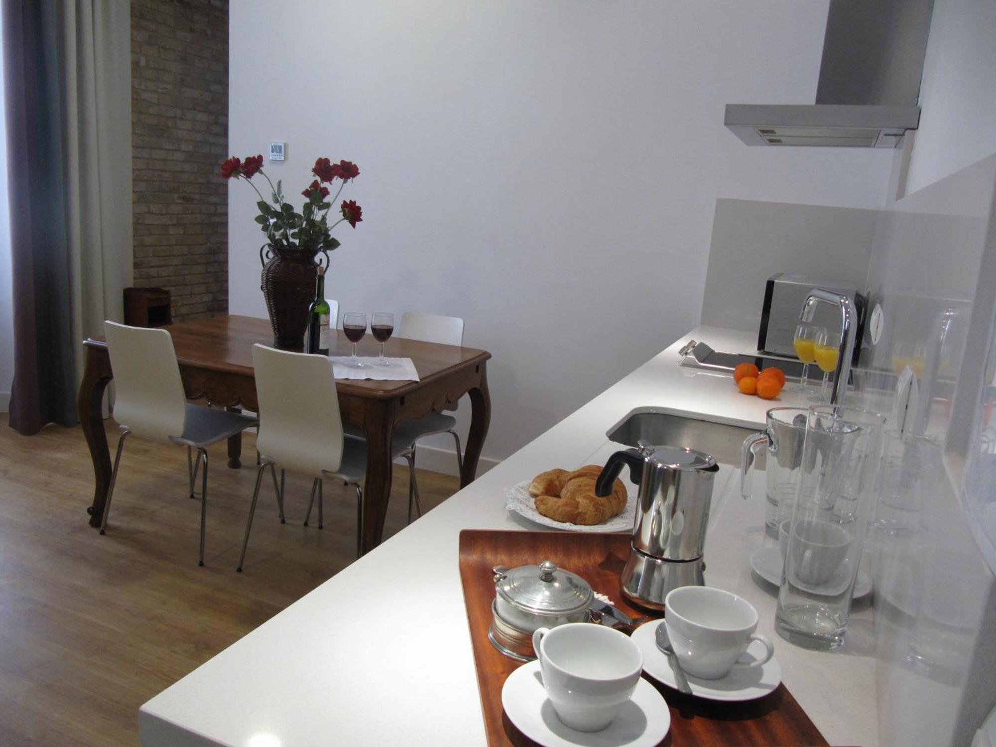 Life Apartments Alberto Lista Sevilla Værelse billede