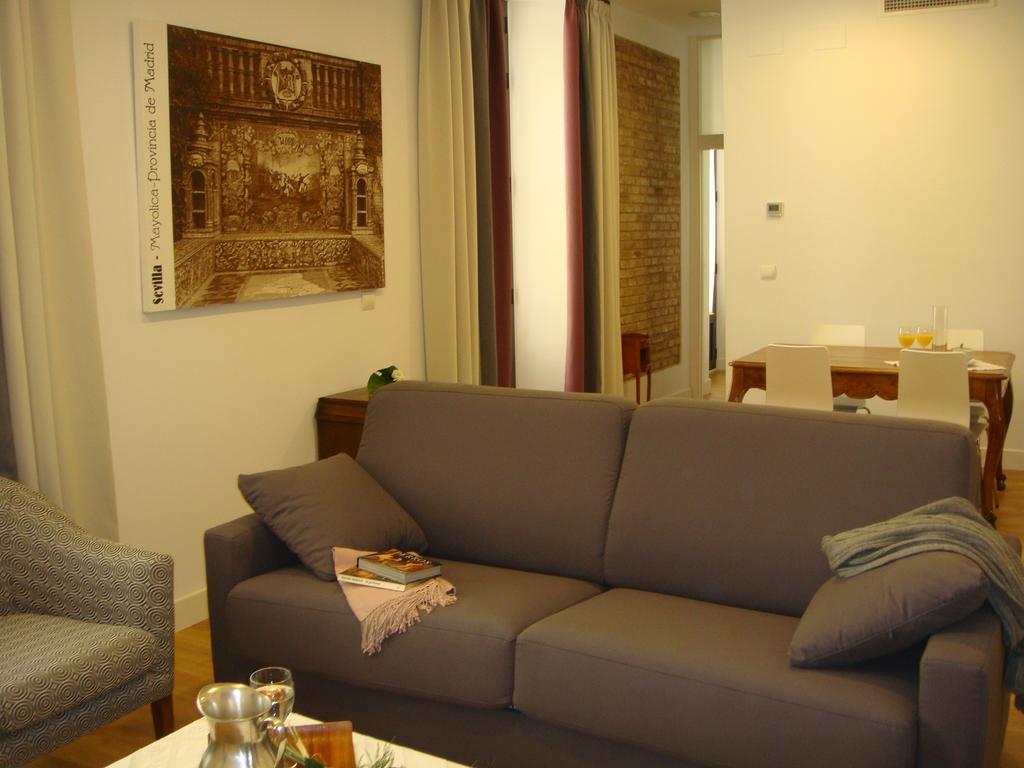 Life Apartments Alberto Lista Sevilla Eksteriør billede