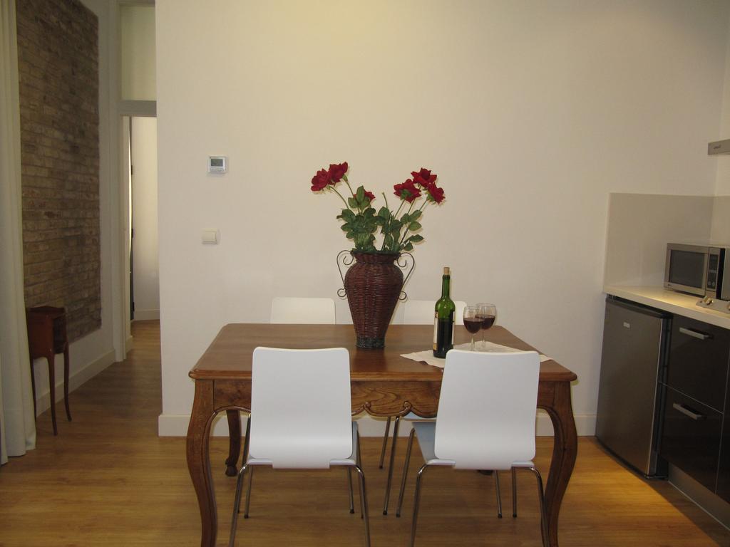 Life Apartments Alberto Lista Sevilla Eksteriør billede