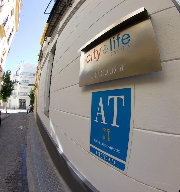 Life Apartments Alberto Lista Sevilla Eksteriør billede